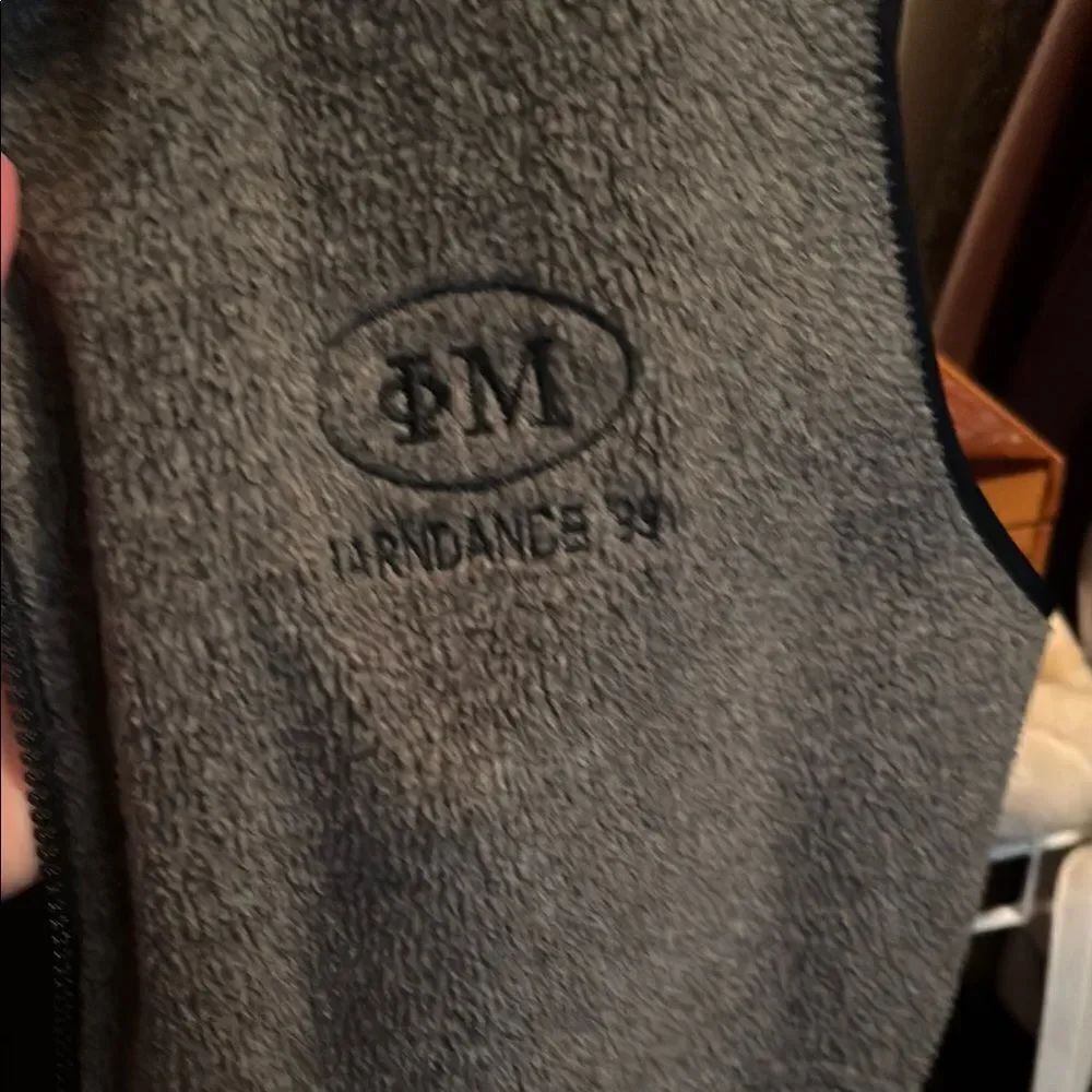 Phi Mu logo sorority - Gray Fleece Vest, Barndance ‘99 vintage ! - Picture 2 of 5